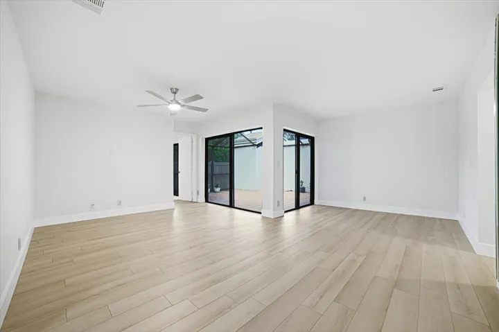 01-Livingroom