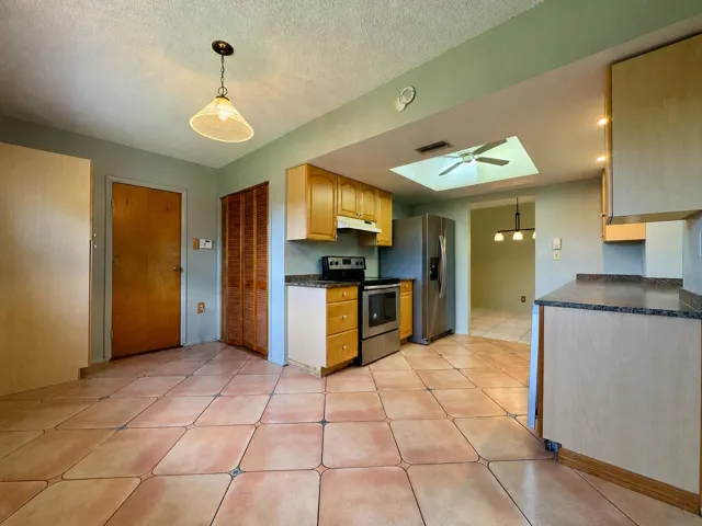 Kitchen/Extra Space