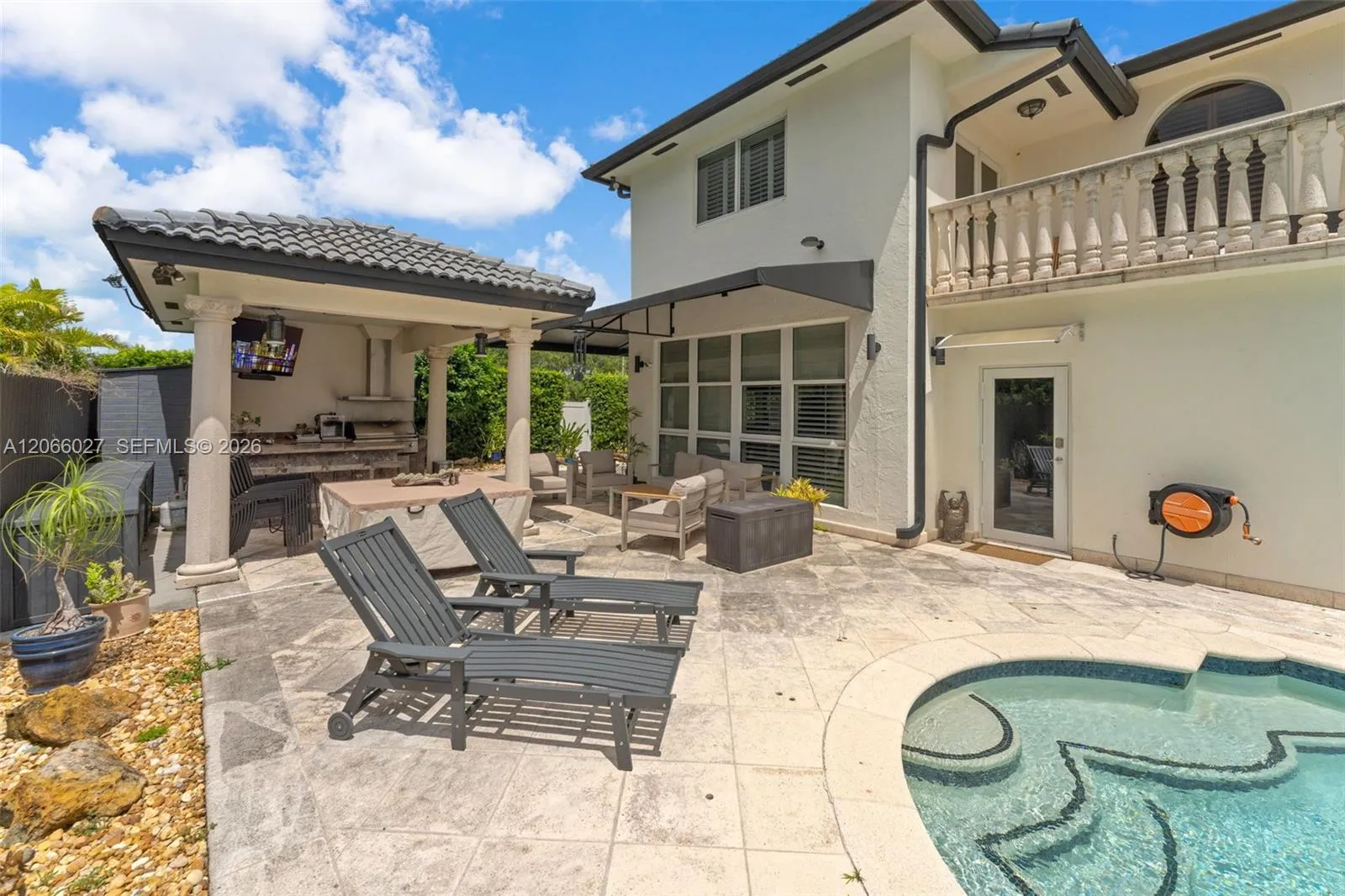 Property photo 33
