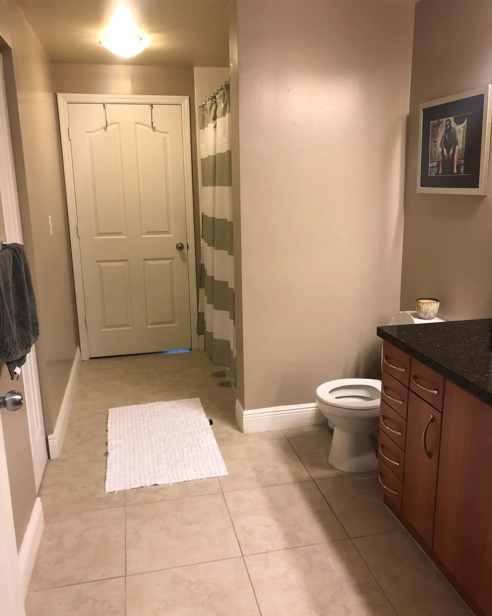 Pineapple Grove 2nd bathroom