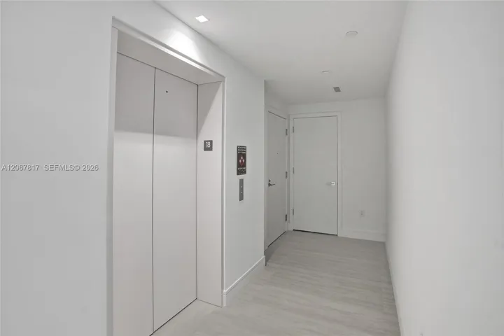 Private elevator foyer
