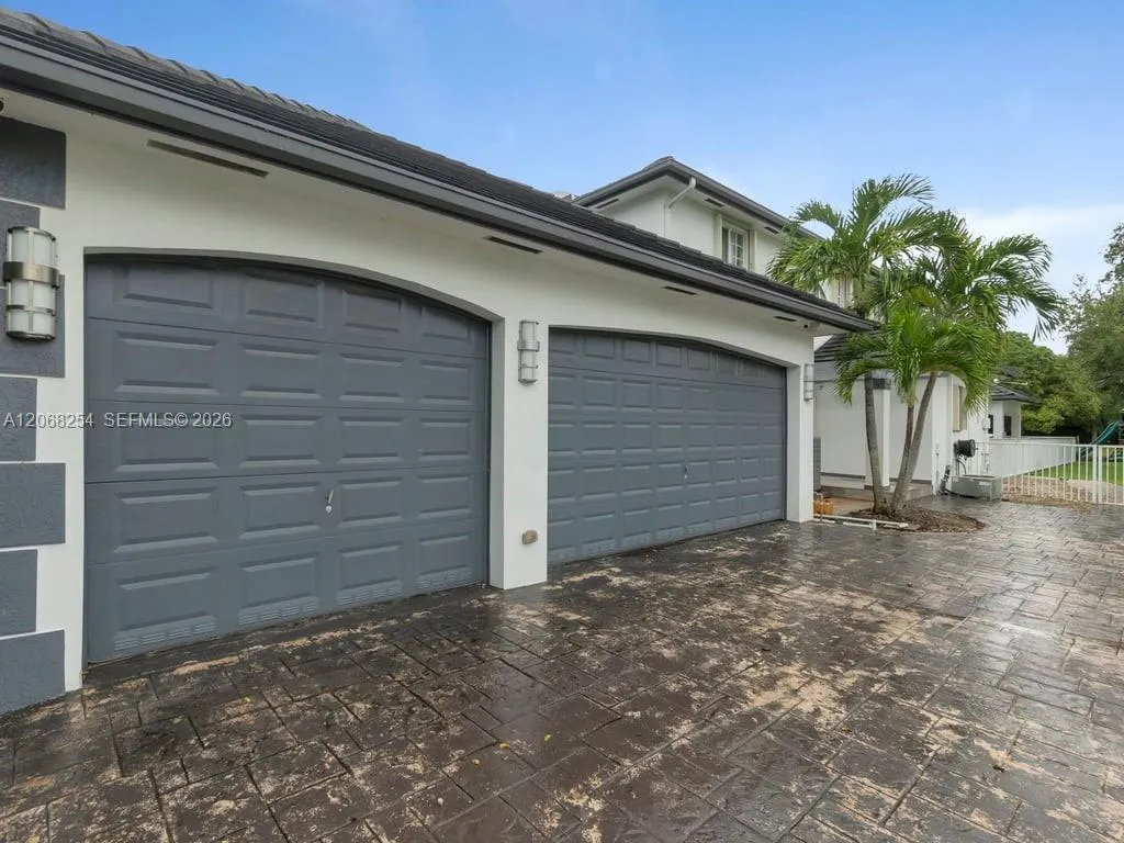 Property photo 87