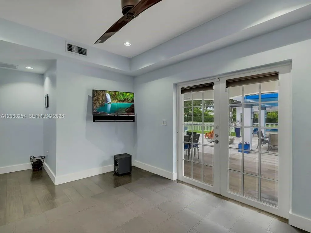 Property photo 63