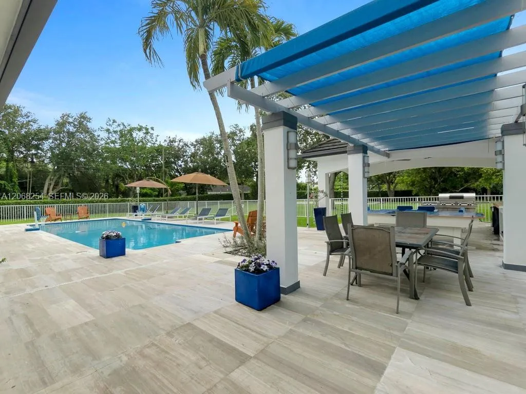 Property photo 84