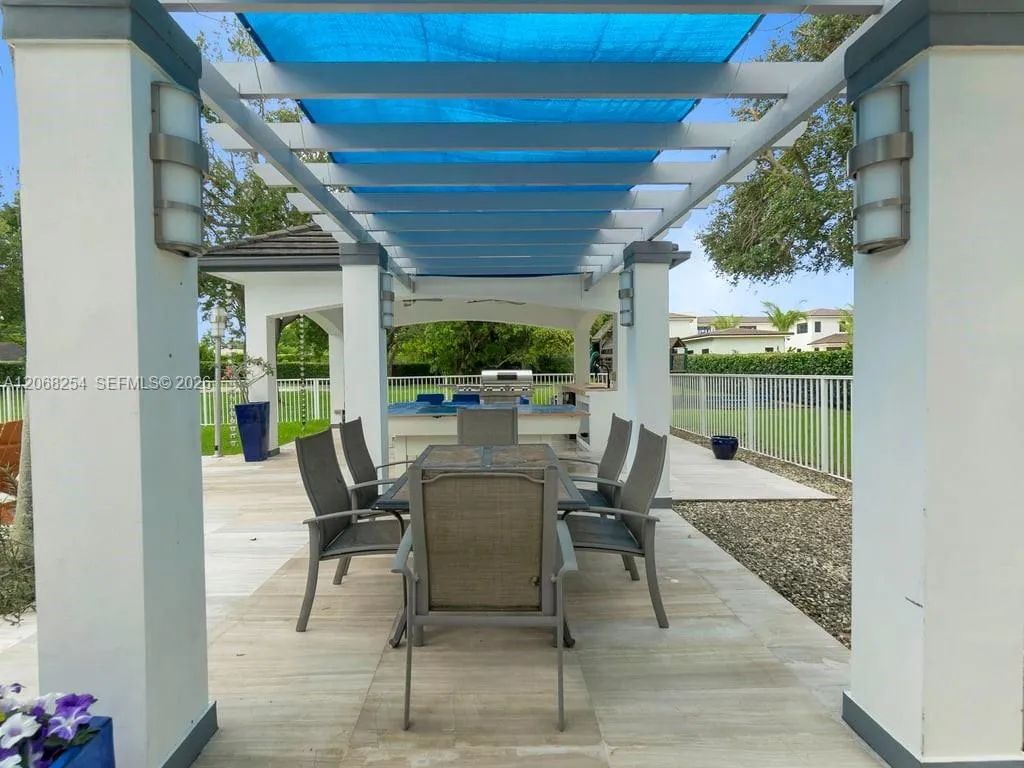 Property photo 85