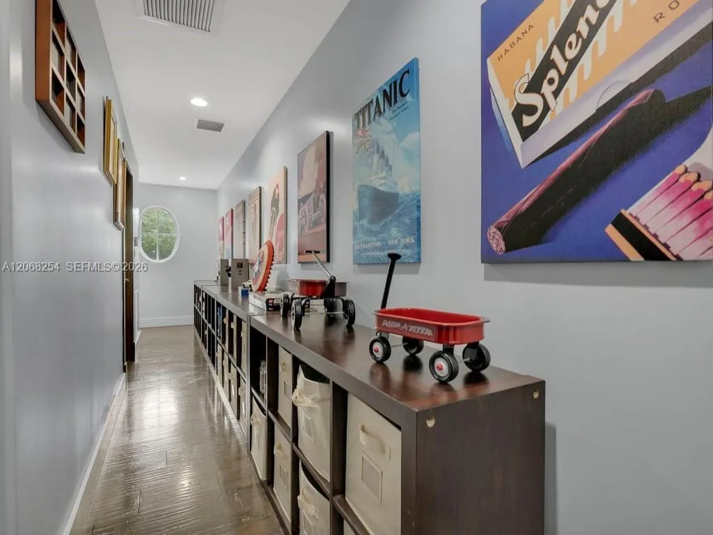 Property photo 89