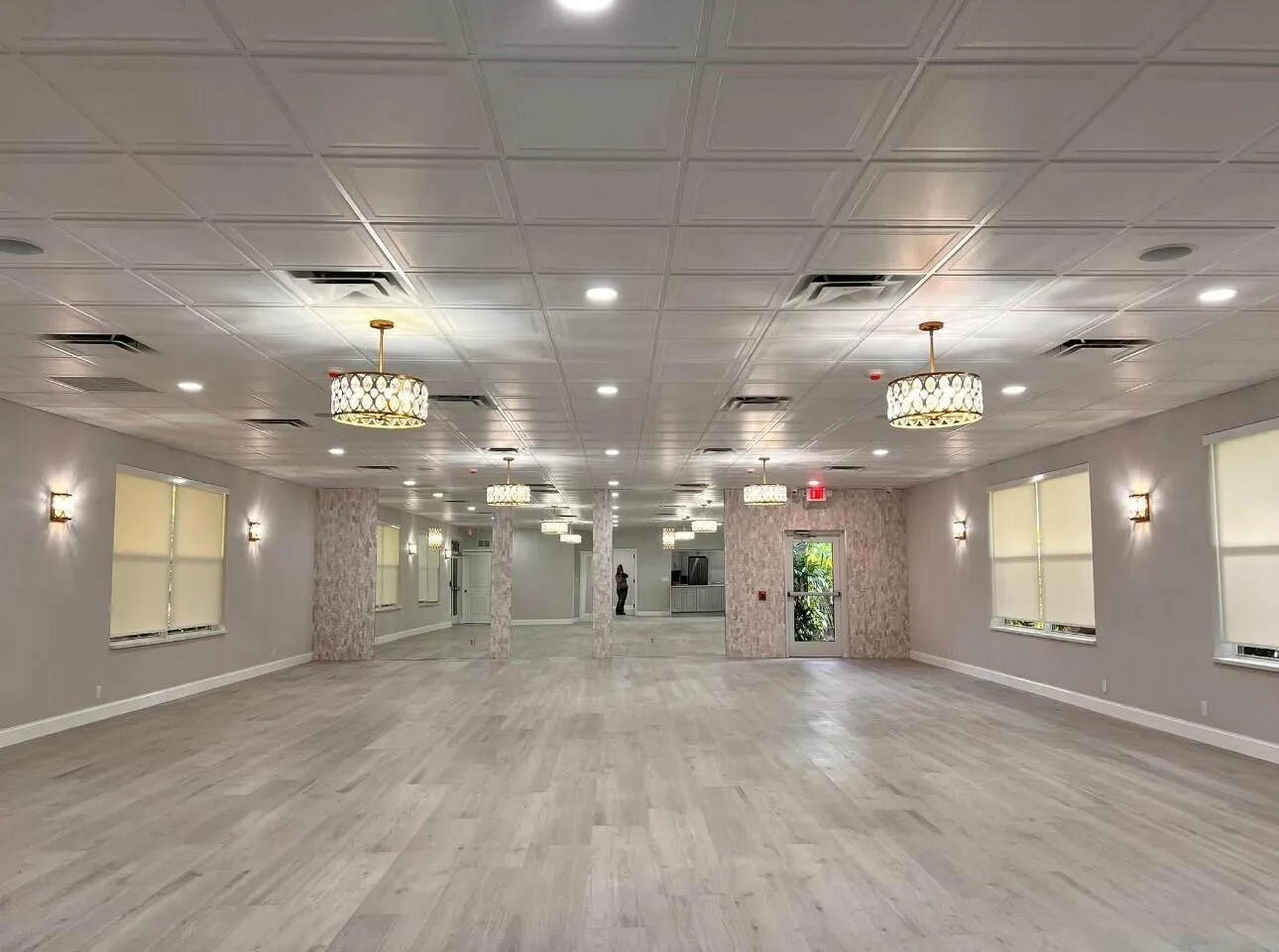 clubhouse party room