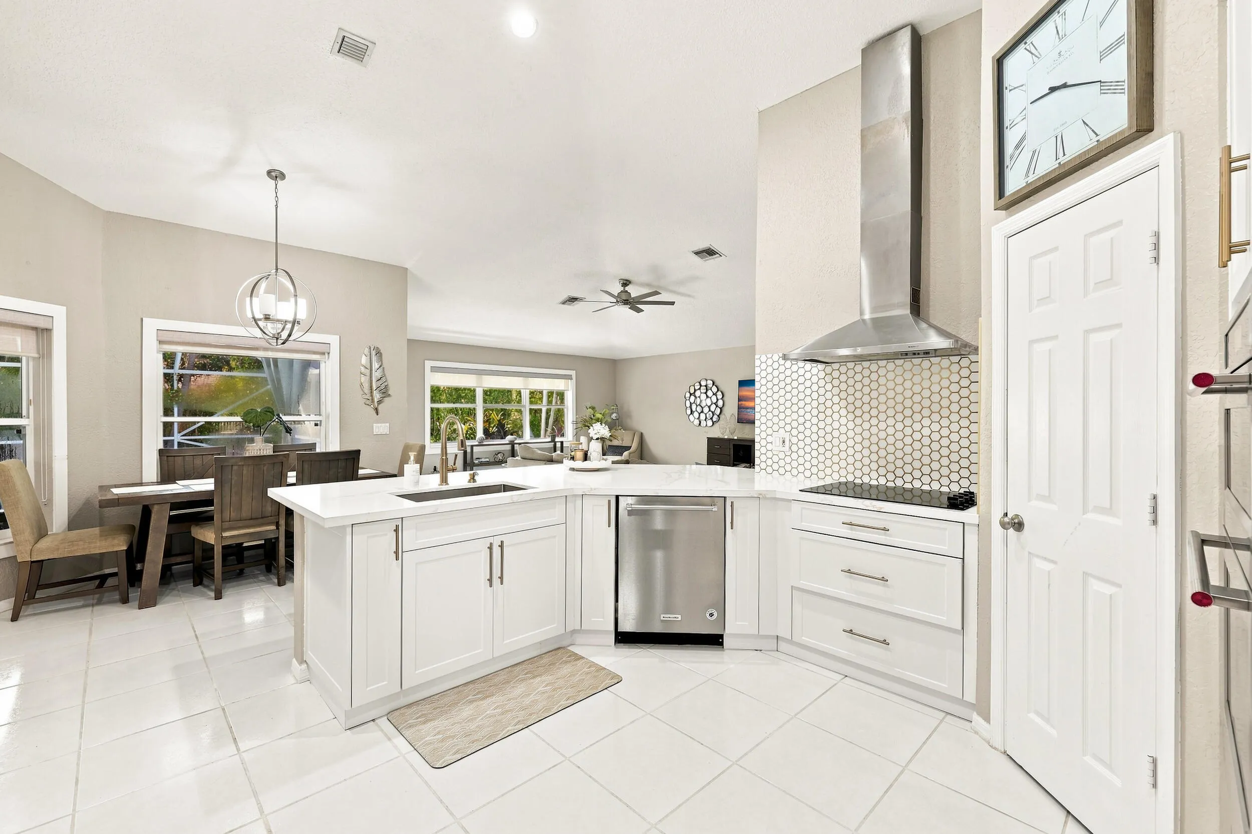 16_20369_hacienda_ct_boca_raton_fl_33498