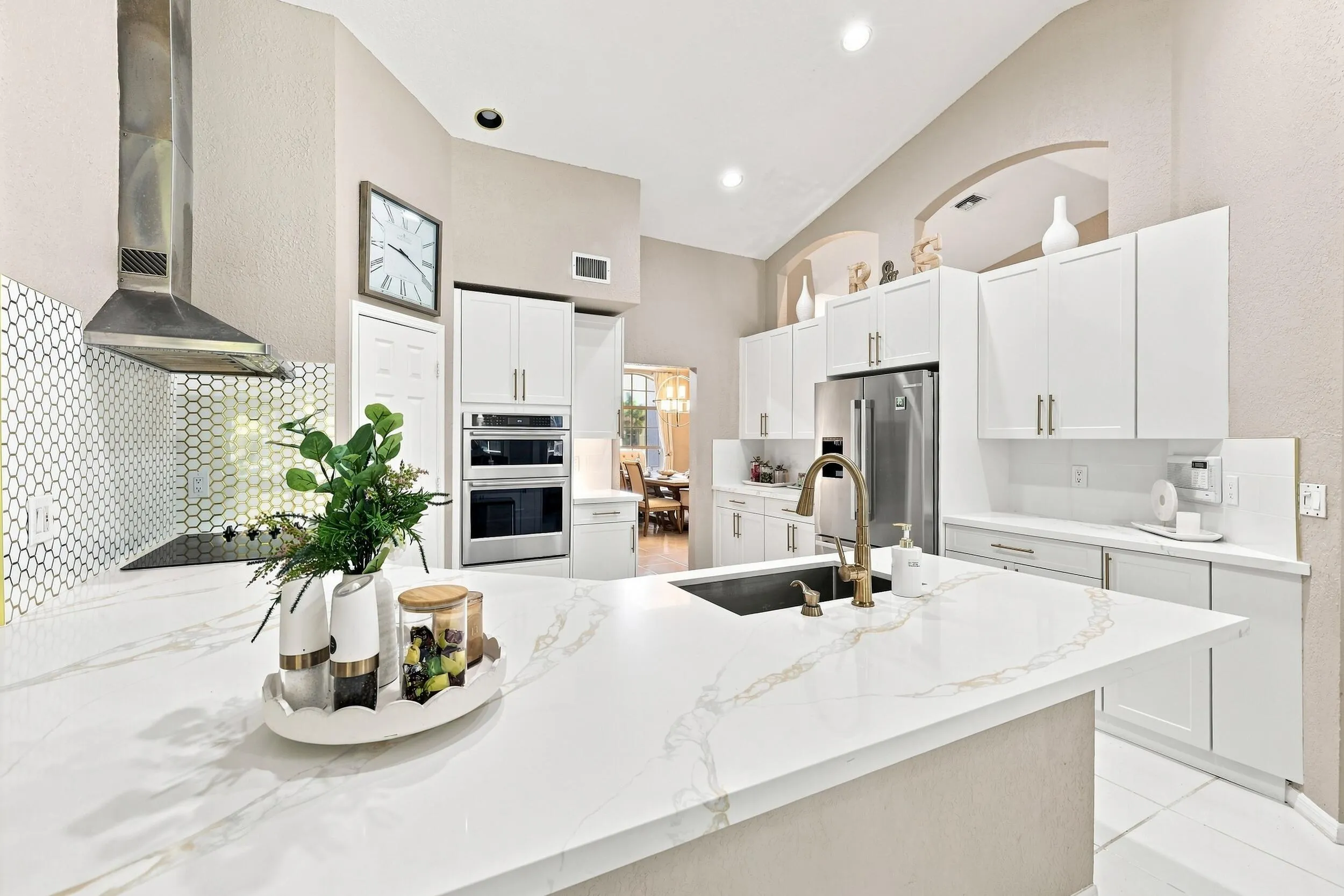 21_20369_hacienda_ct_boca_raton_fl_33498