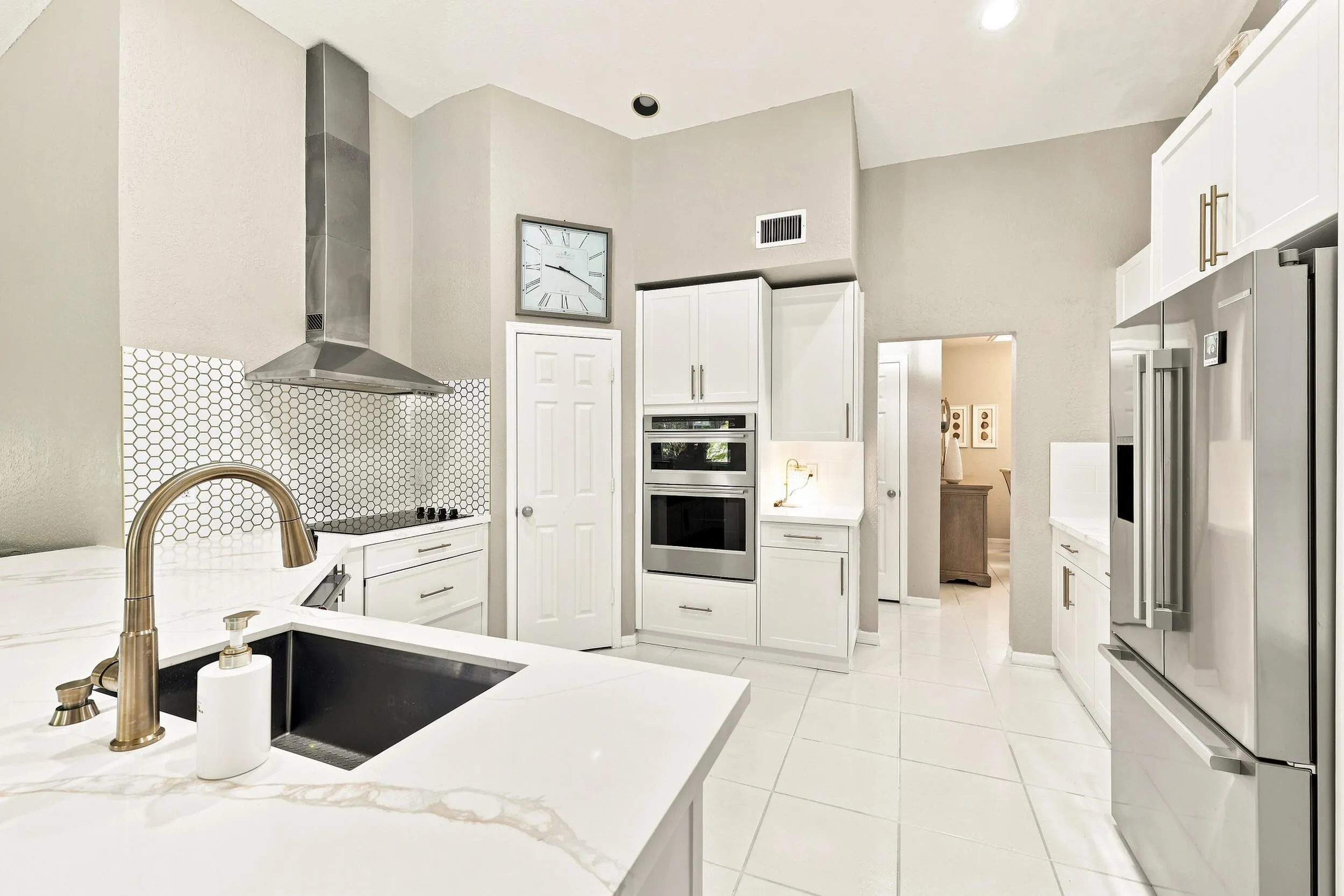17_20369_hacienda_ct_boca_raton_fl_33498