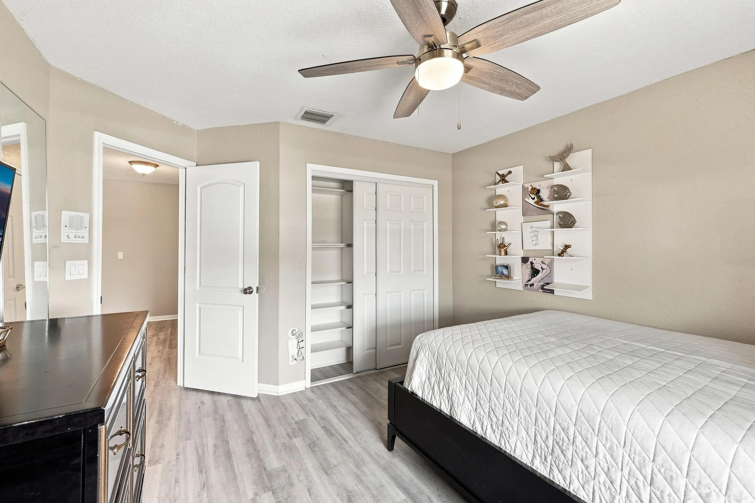 51_20369_hacienda_ct_boca_raton_fl_33498
