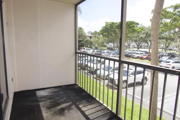 balcony