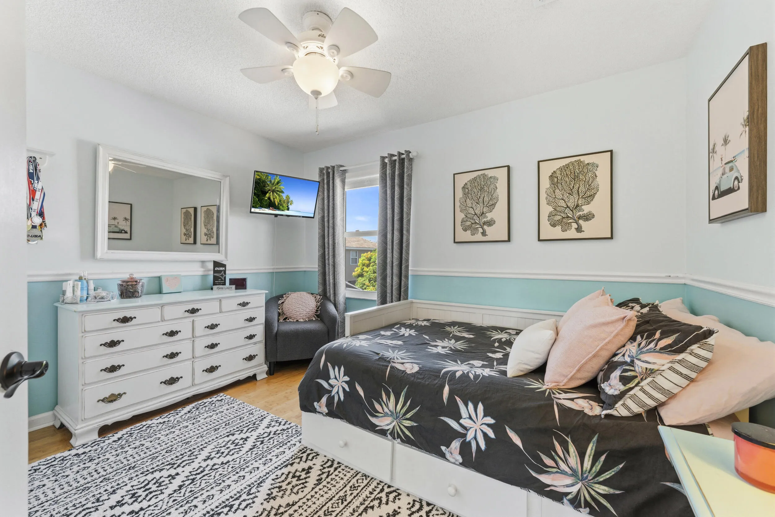 FOURTH BEDROOM