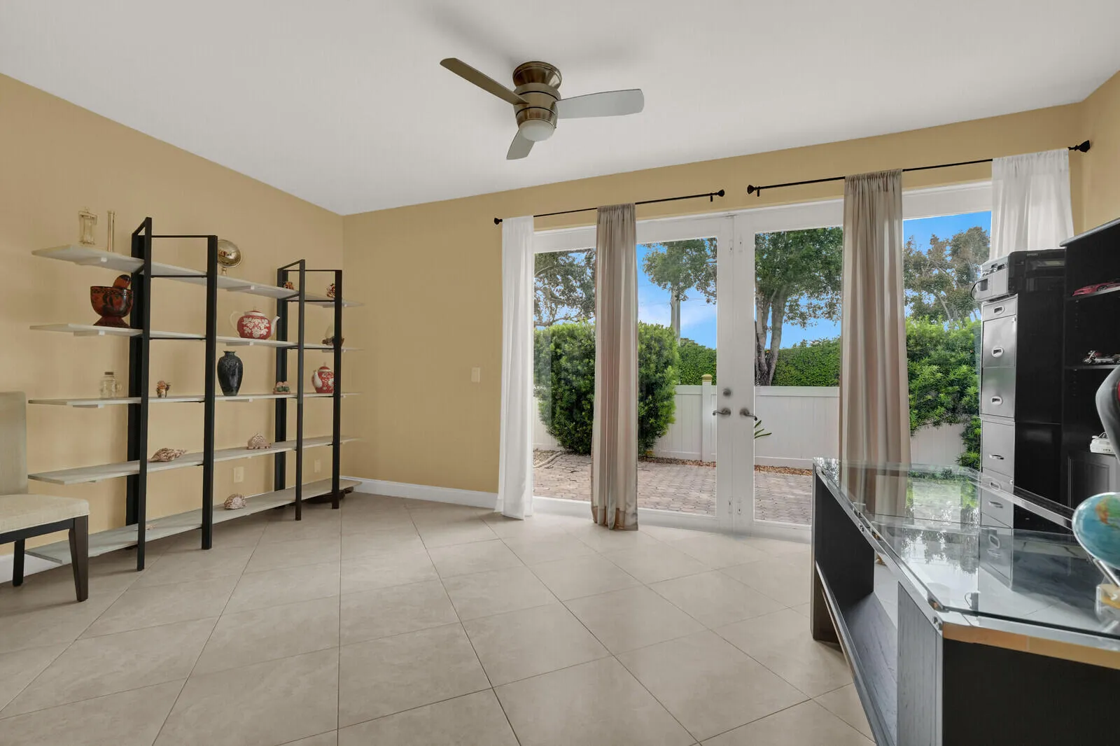 Property photo 24