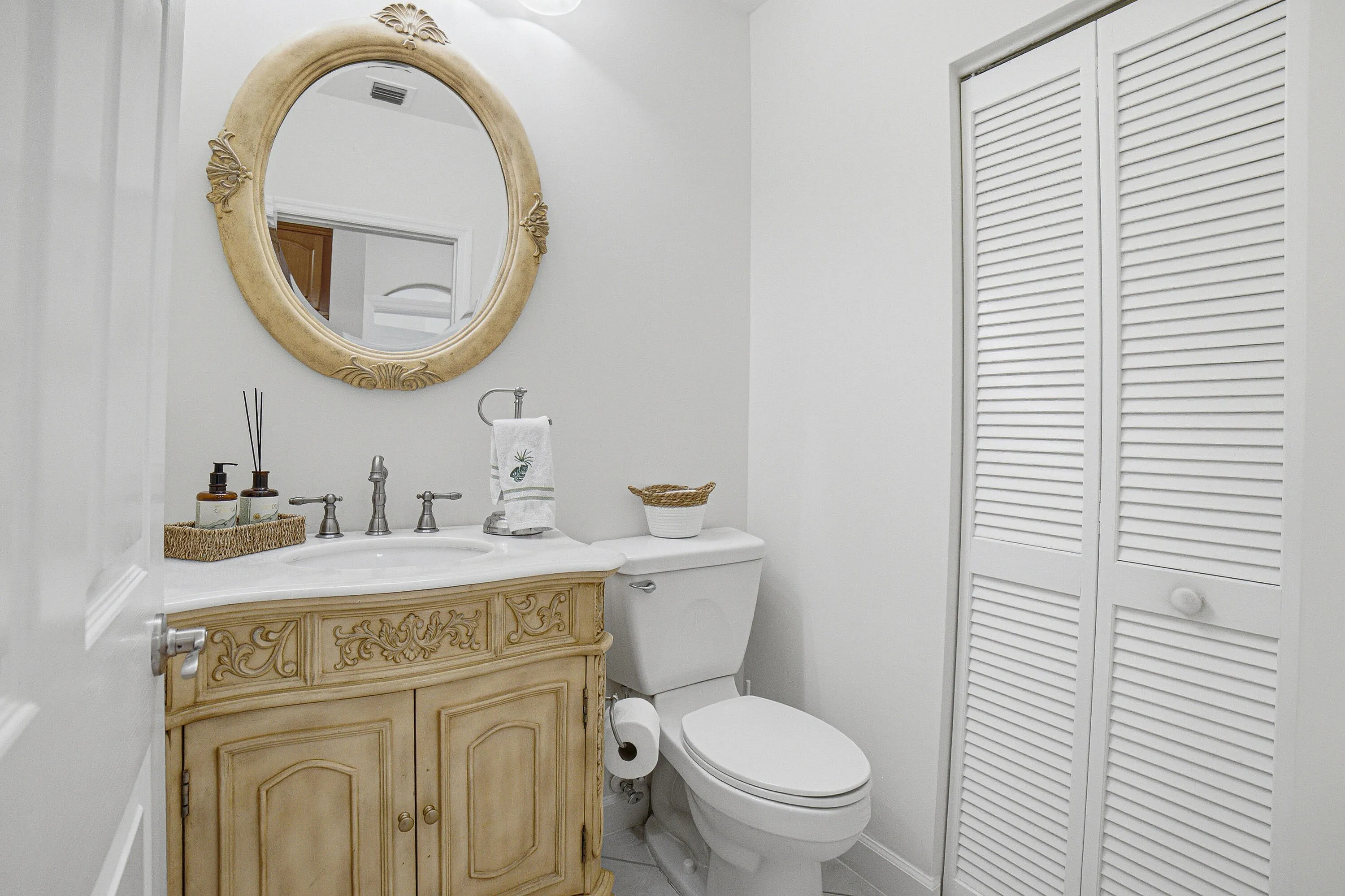 Bathroom2