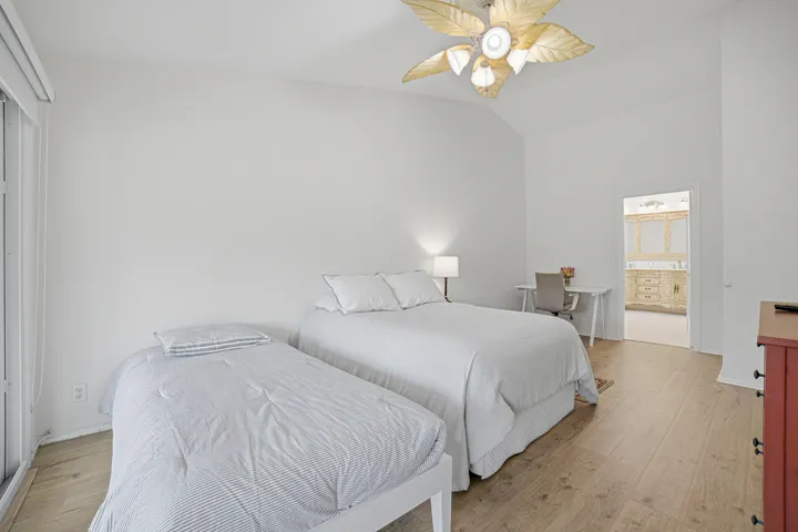 Bedroom1-B