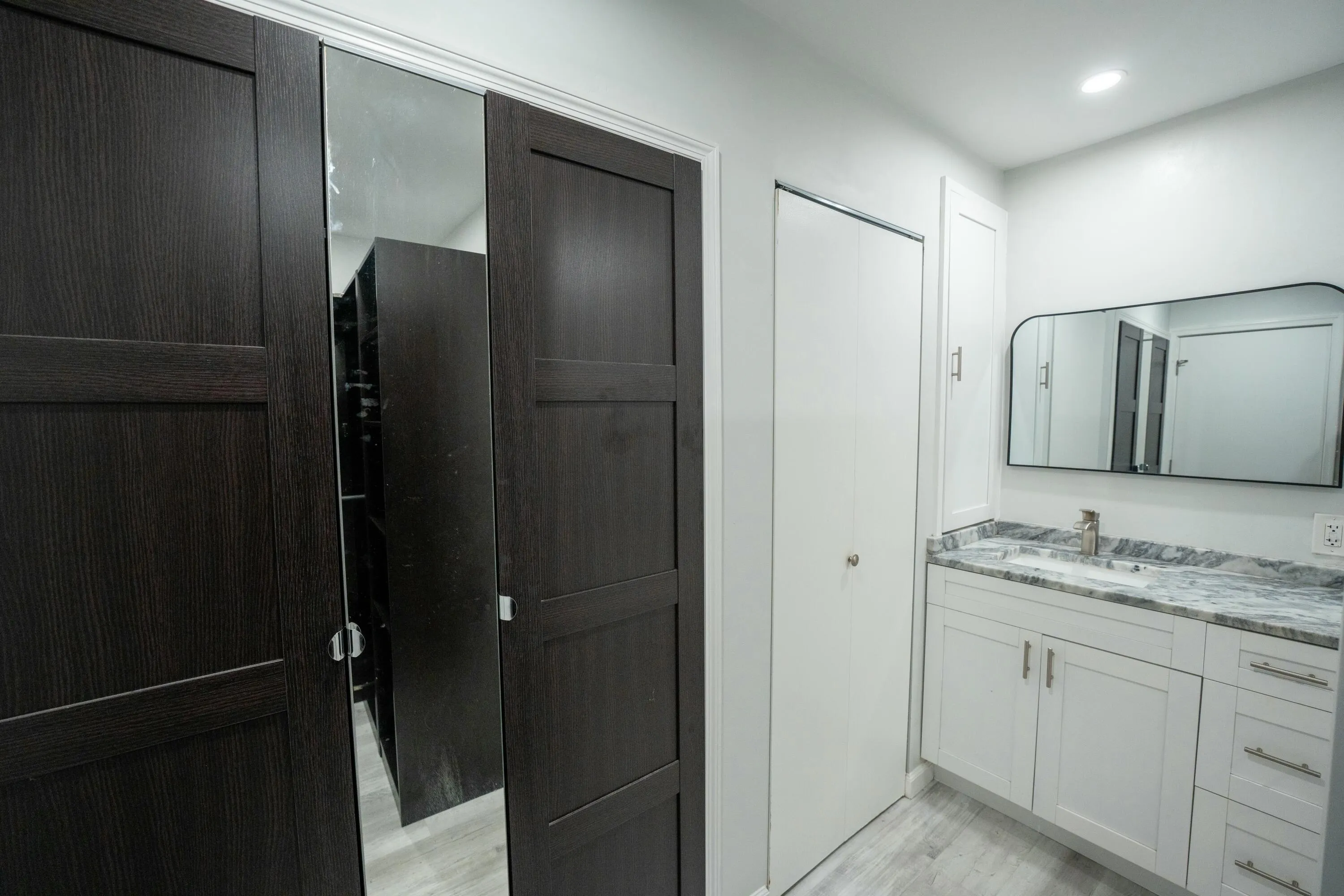 Master Closet/Bath