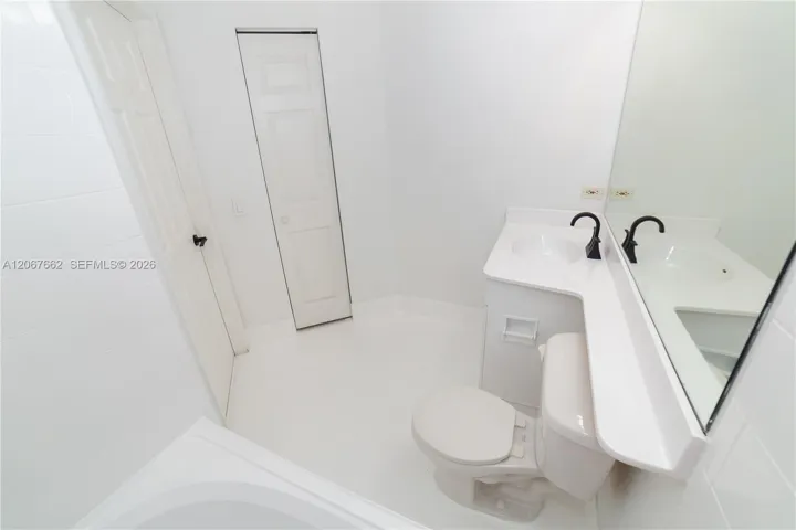 Photo 35