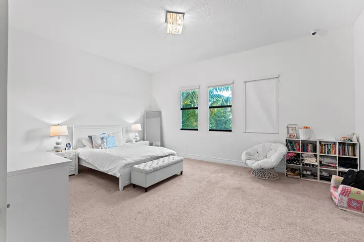 38-web-or-mls-A7401287