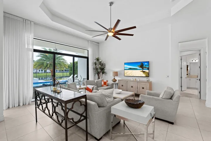 23-web-or-mls-A7401347