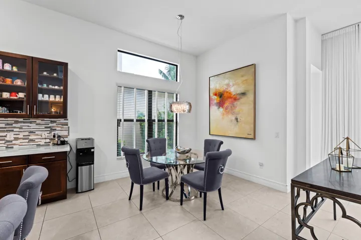 21-web-or-mls-A7401350