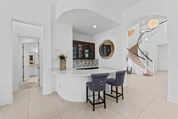 10-web-or-mls-A7401359