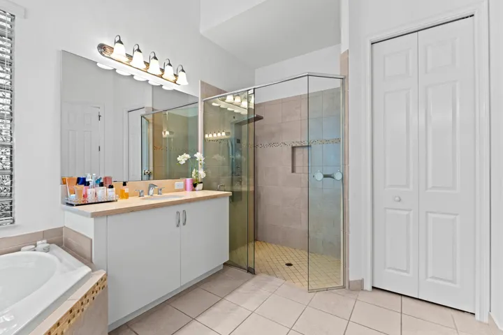 34-web-or-mls-A7401326