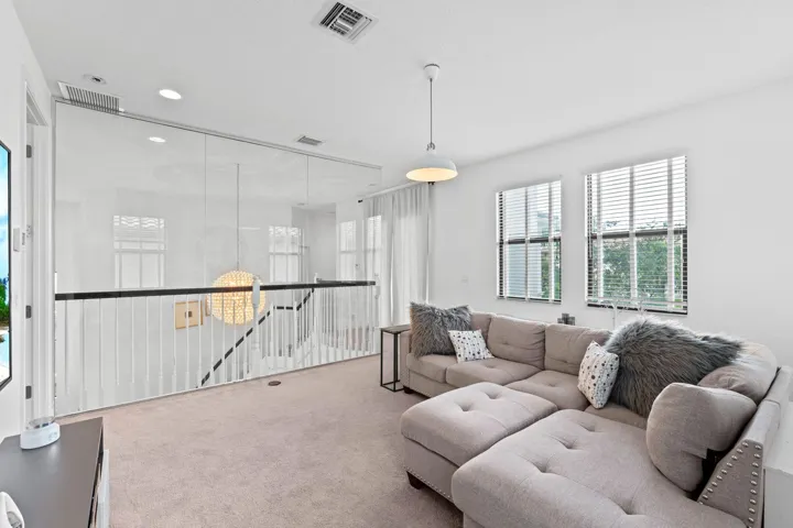 27-web-or-mls-A7401305