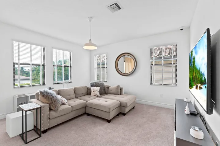 29-web-or-mls-A7401302