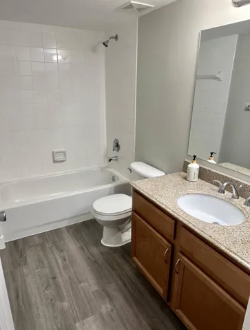 BATHROOM 2