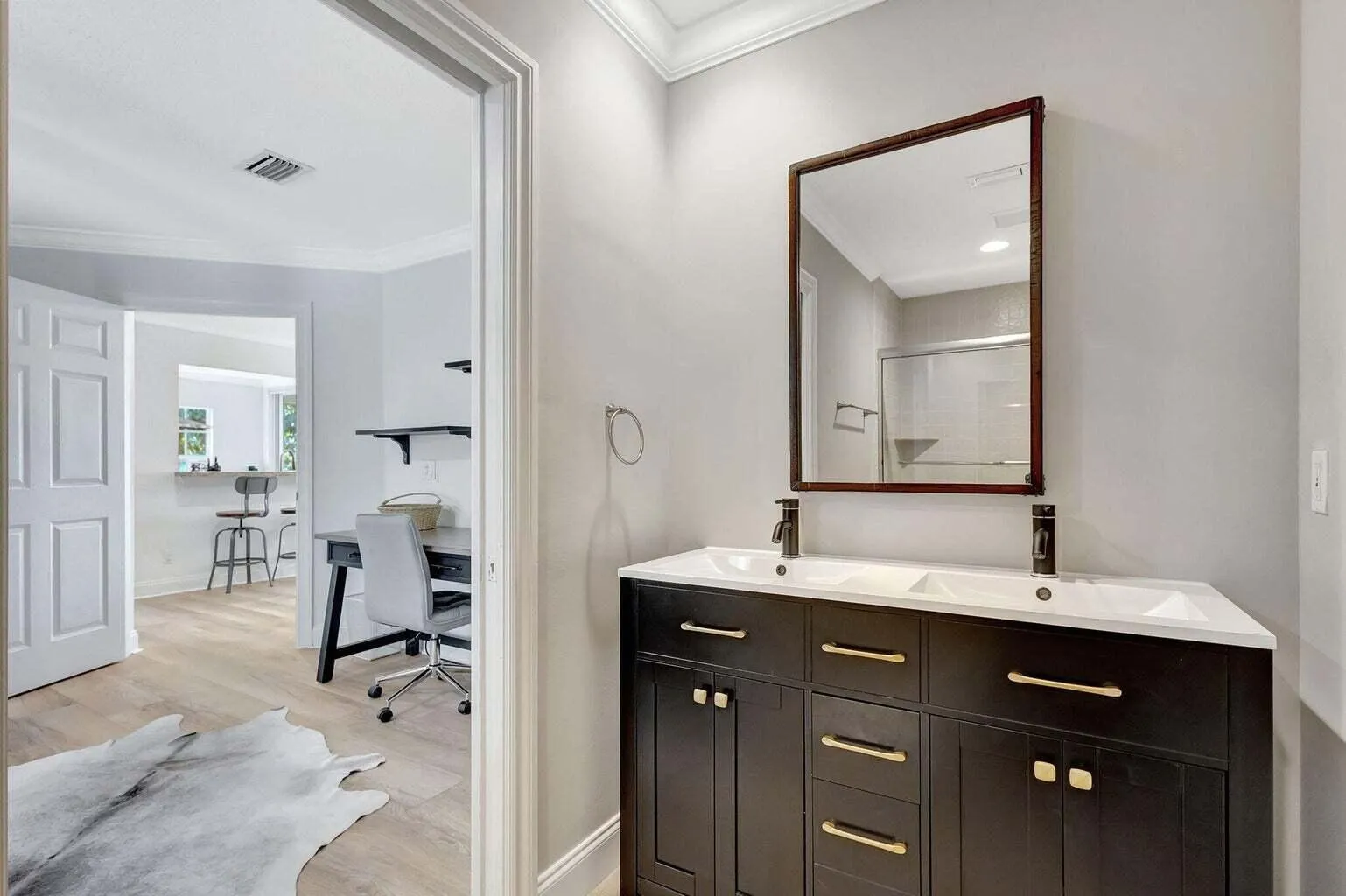 Property photo 44