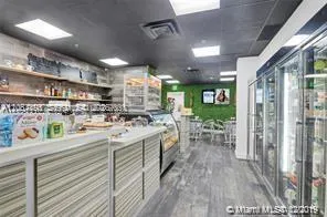convenience store cafe