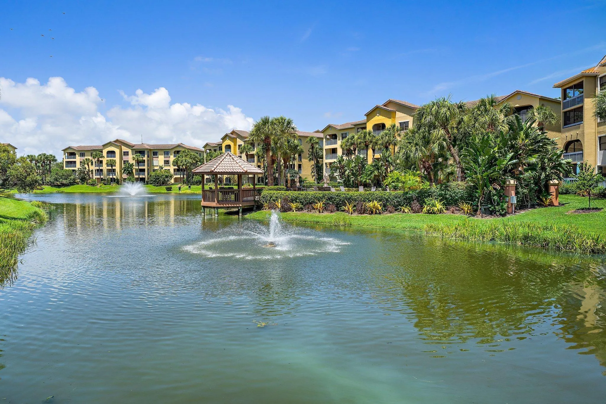 045-700UnoLagoDr304-JunoBeach-FL-SMALL