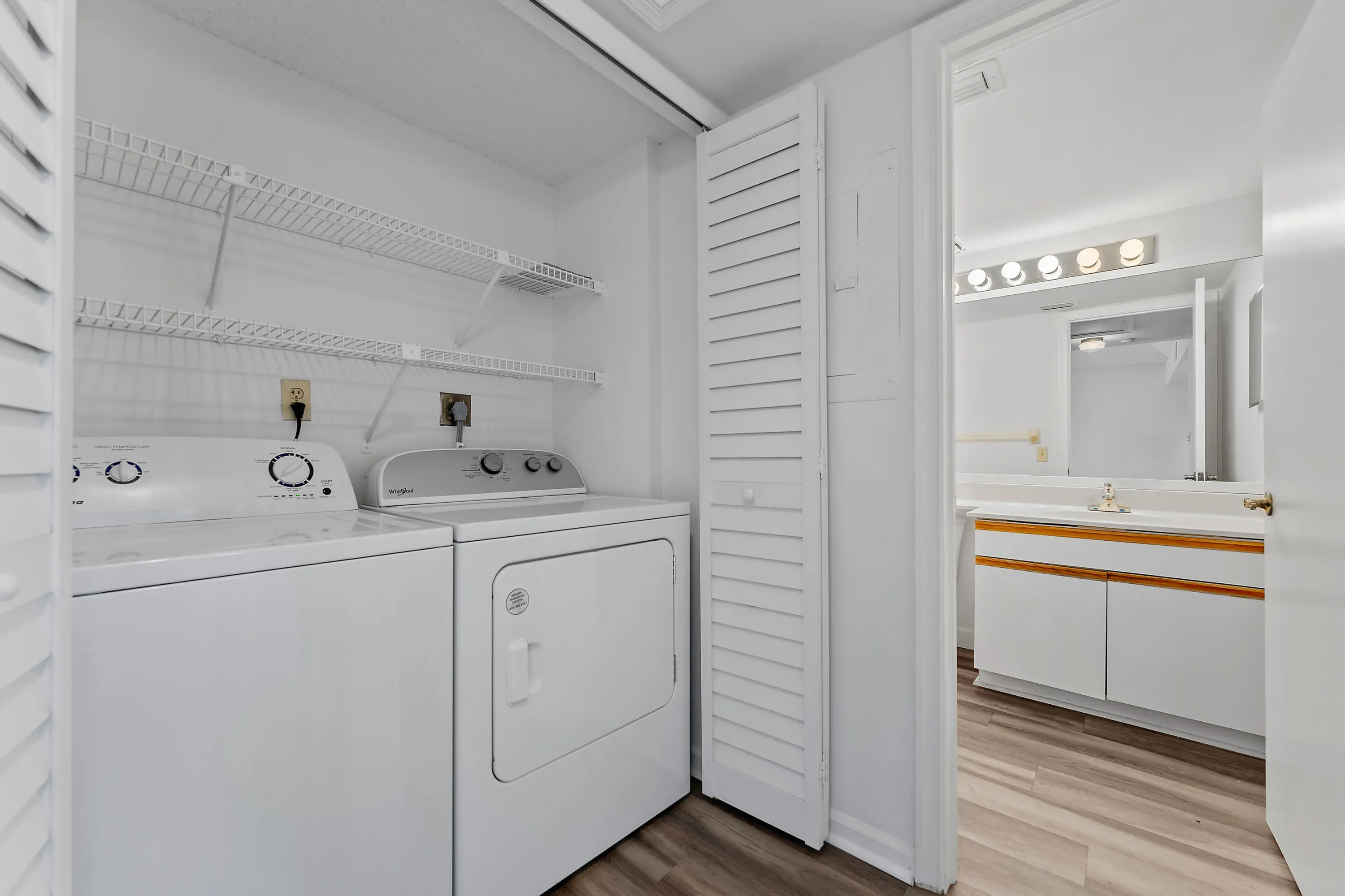 011-700UnoLagoDr-404-NorthPalmBeach-FL-3