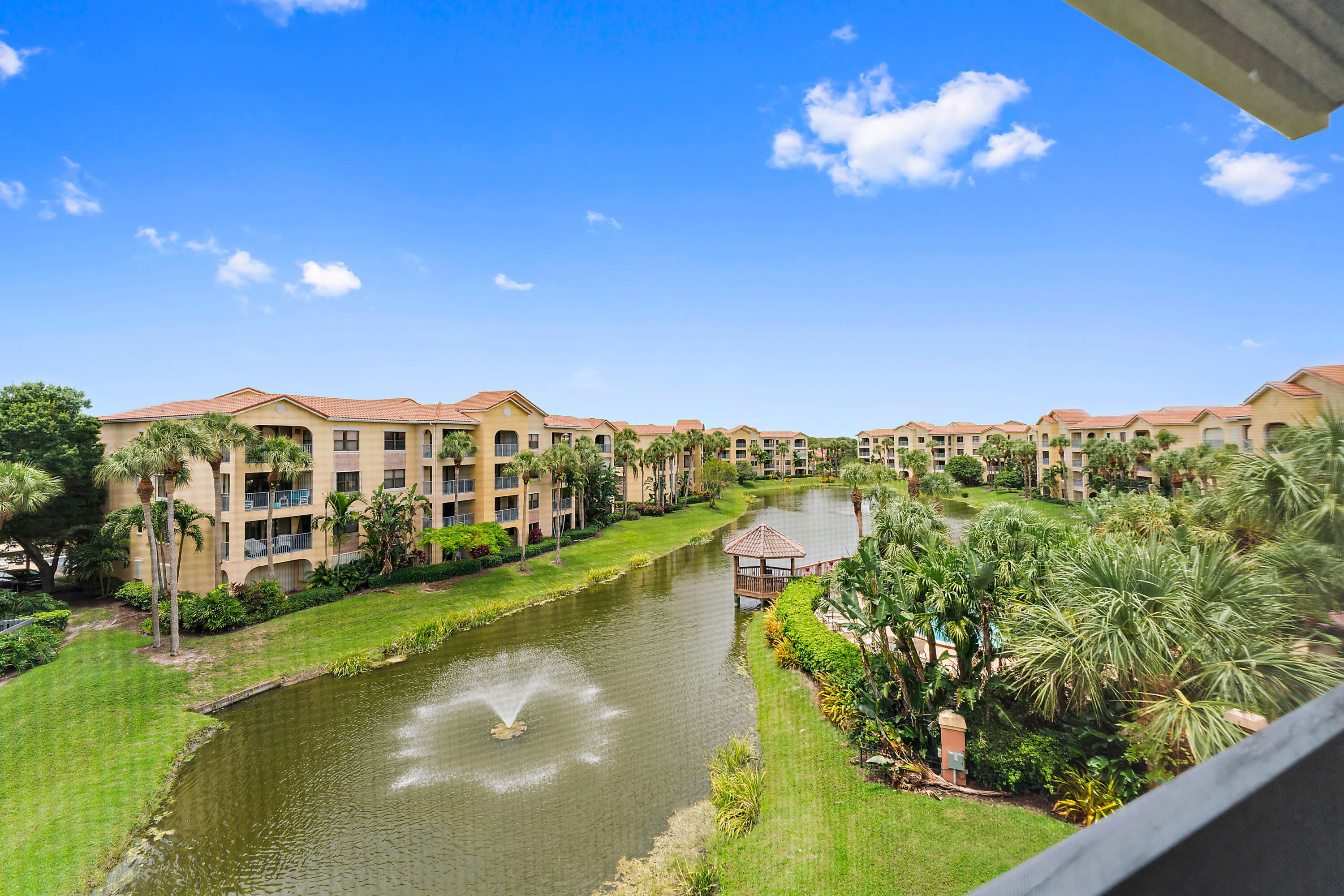 026-700UnoLagoDr-404-NorthPalmBeach-FL-3