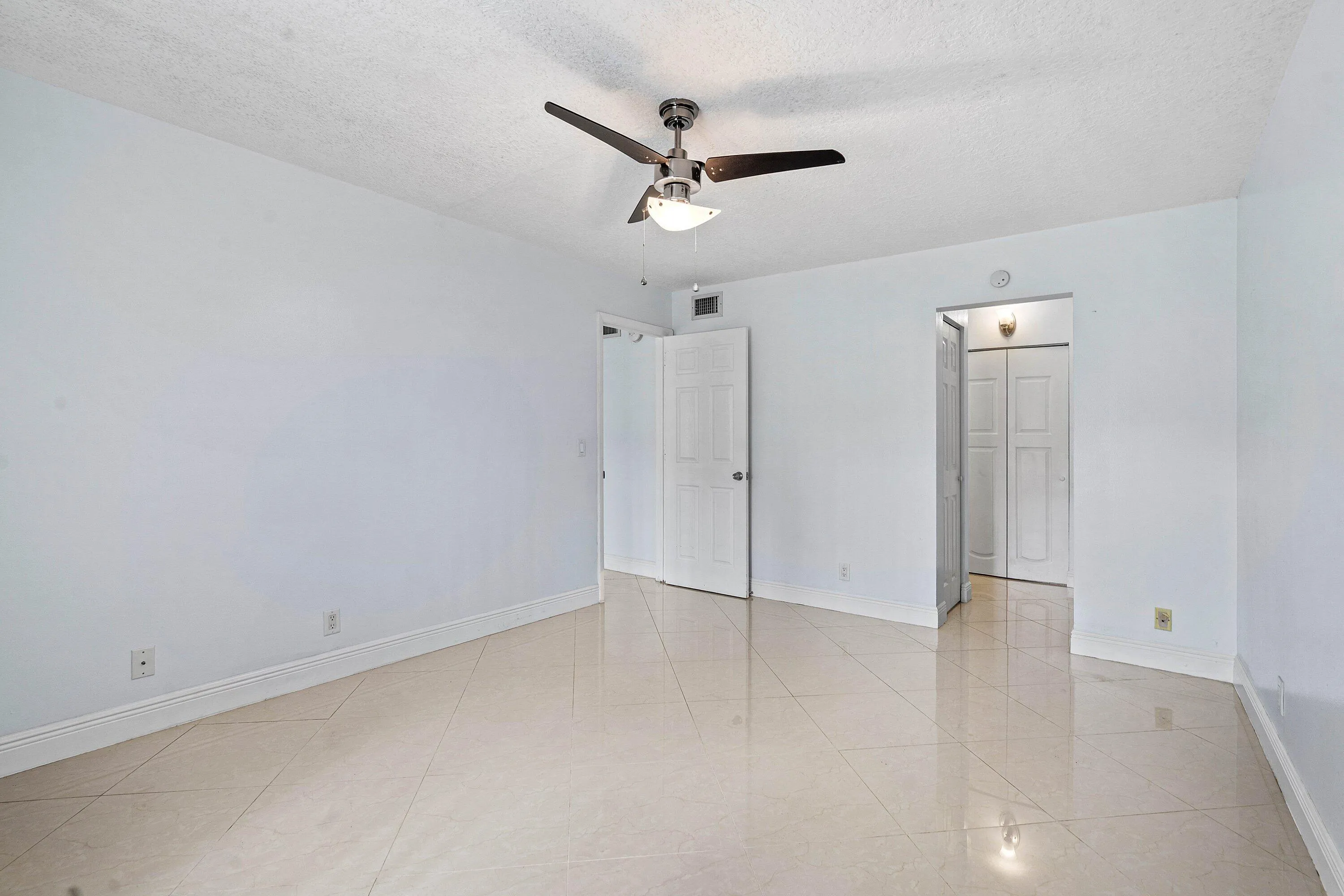 017-204FoxtailDrive-F1-Greenacres-FL-334