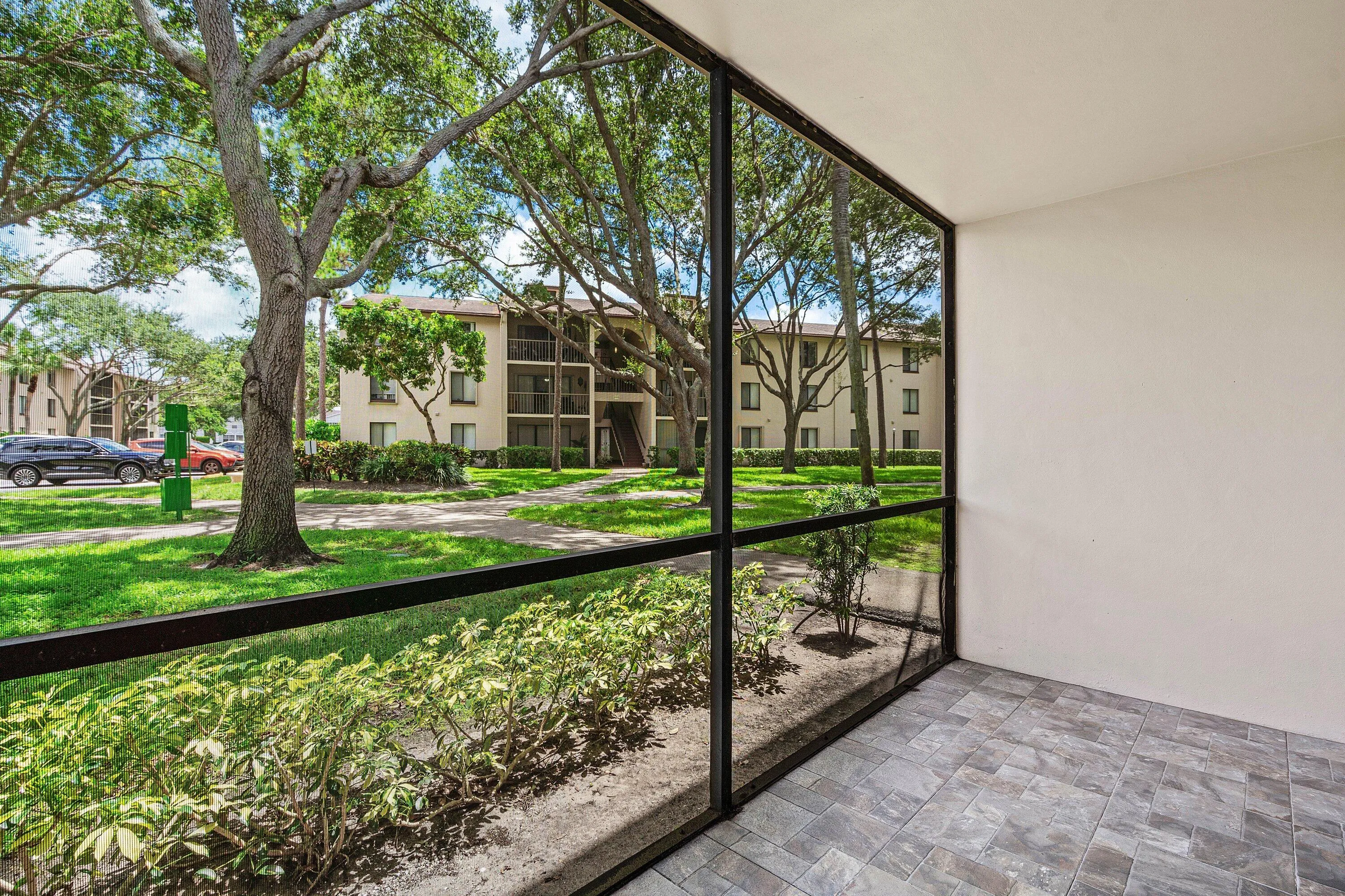 019-204FoxtailDrive-F1-Greenacres-FL-334