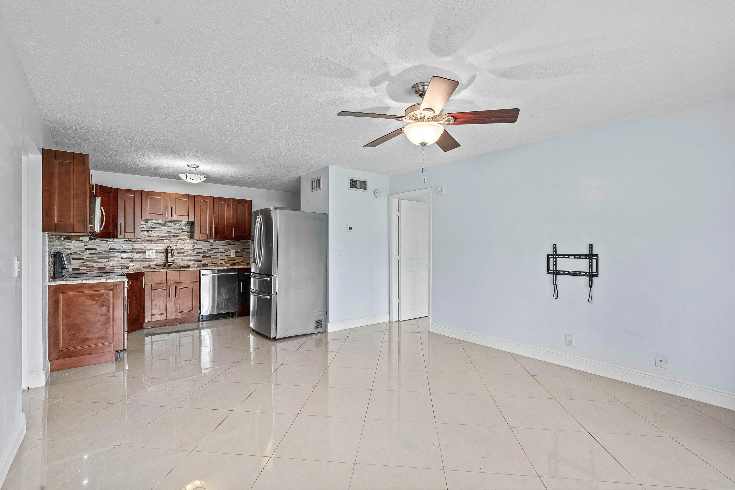 009-204FoxtailDrive-F1-Greenacres-FL-334
