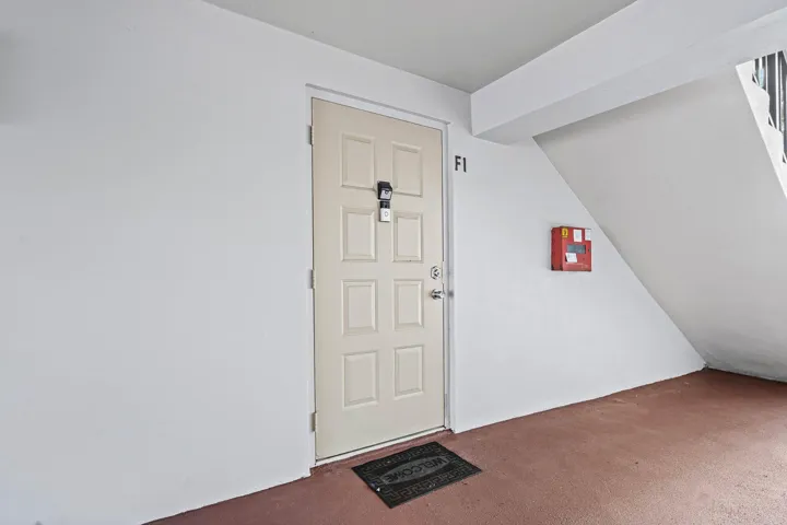 003-204FoxtailDrive-F1-Greenacres-FL-334
