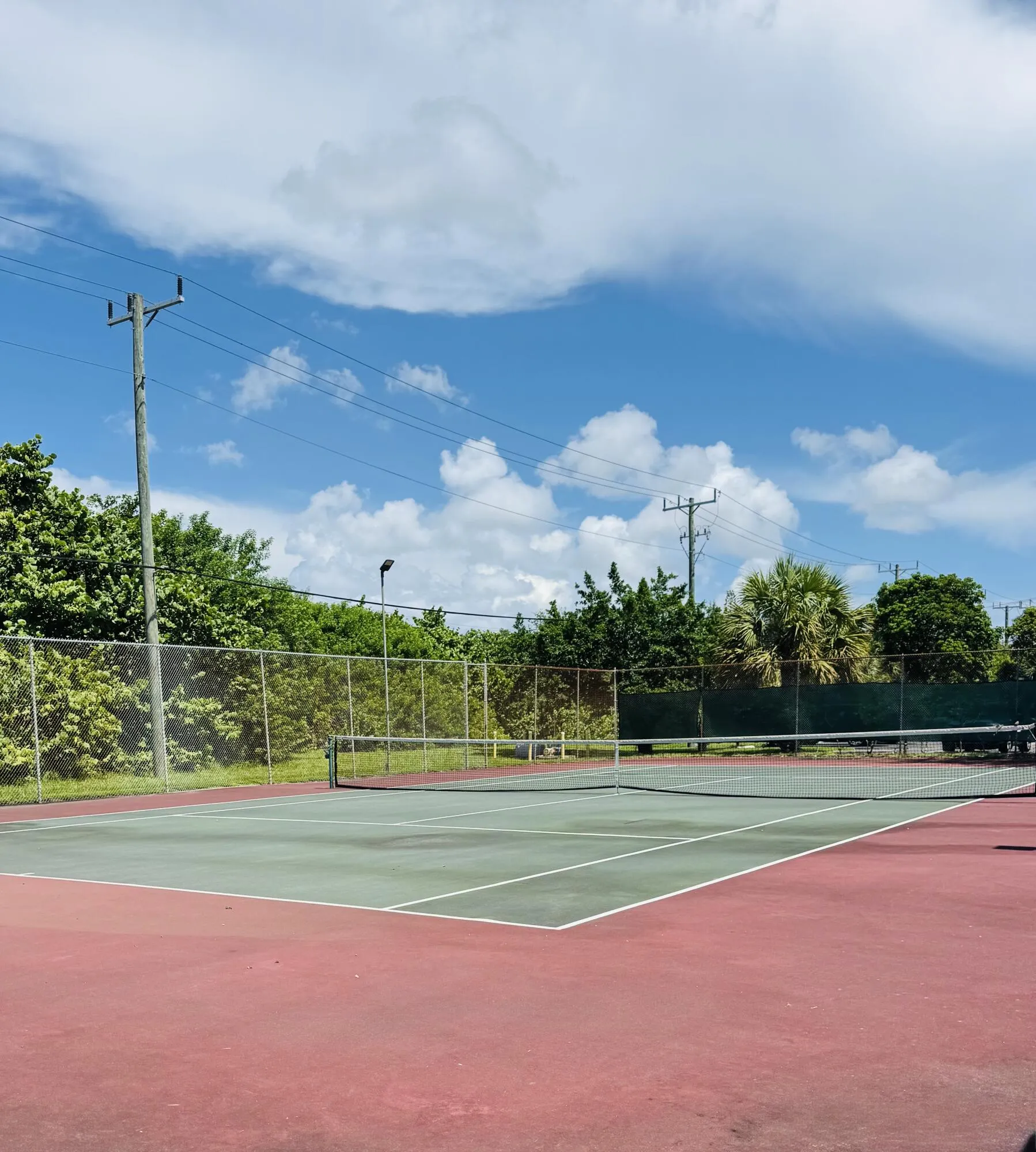 A short walk tothe tennis court