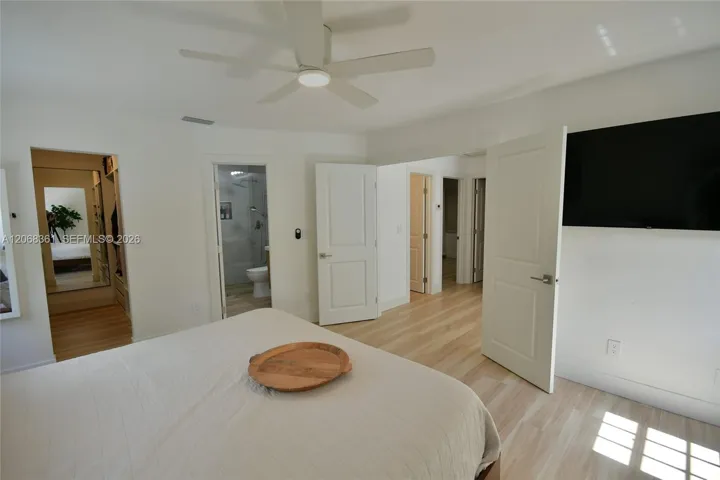 Photo 34