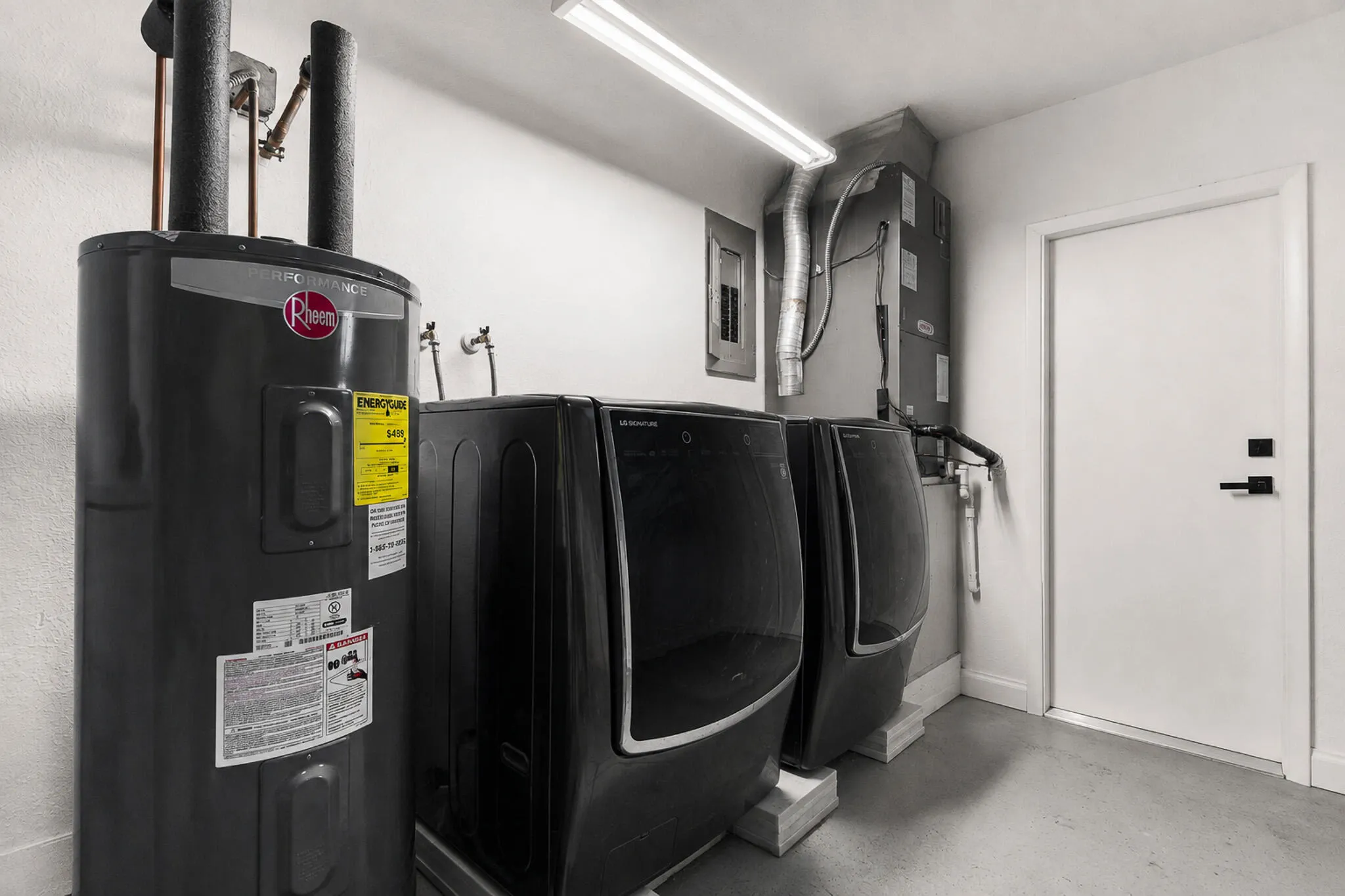 Washer & Dryer