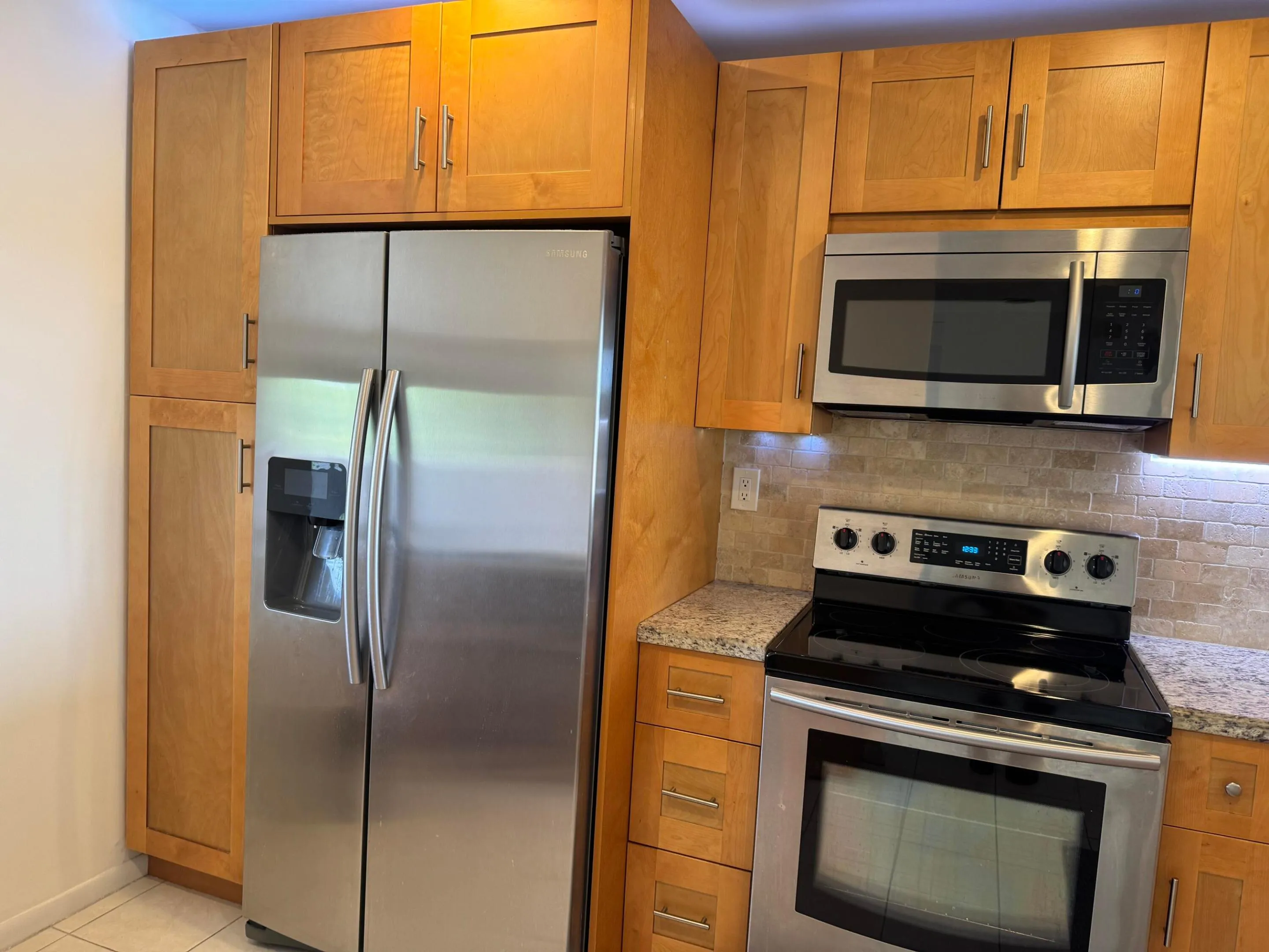 KITCHEN WITH ALL NEW WOOD CABINETS