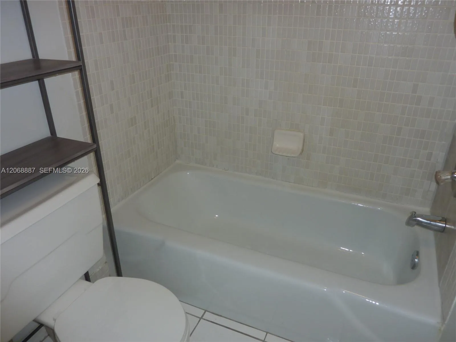 Photo 24