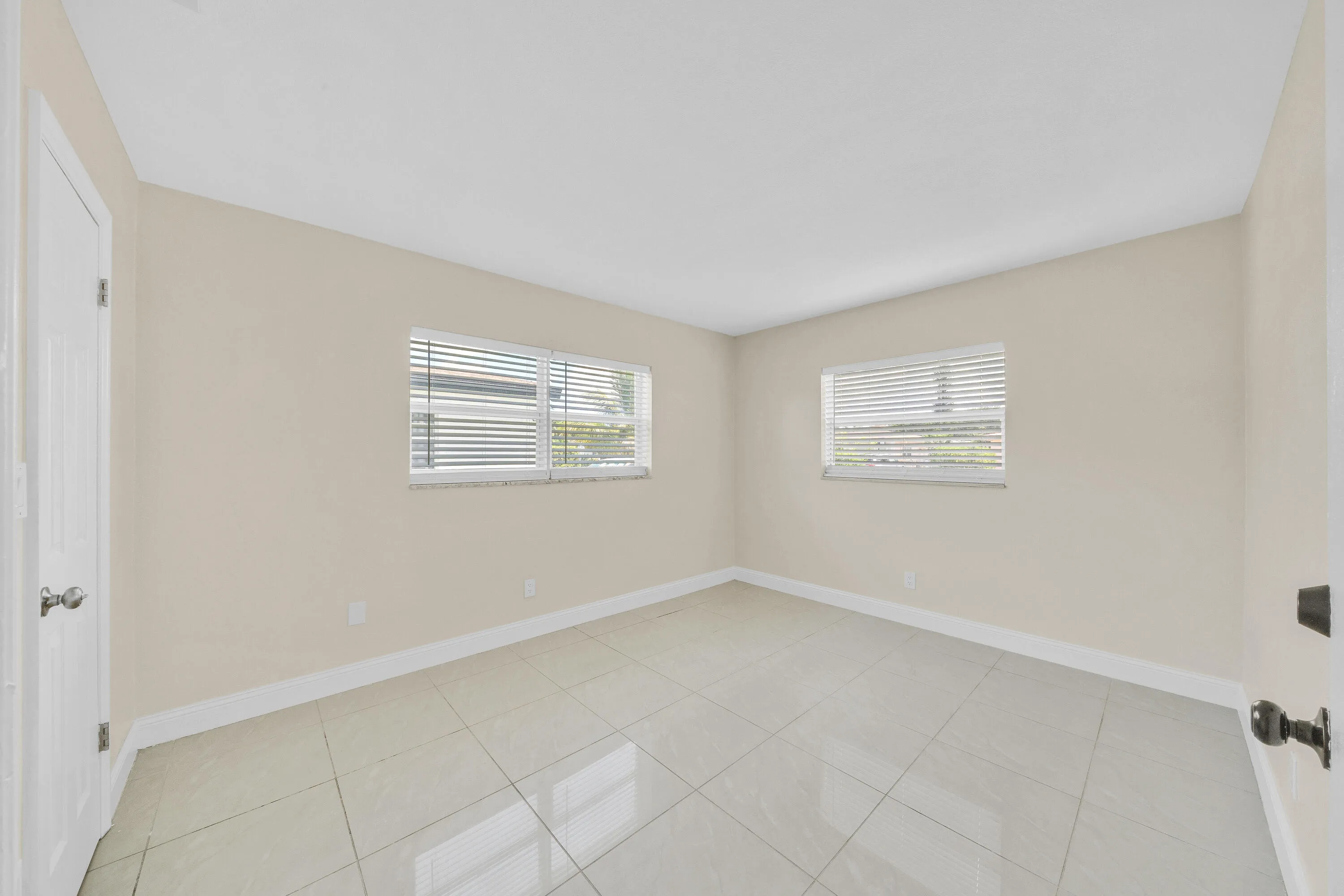 5 Primary Bedroom Suite A (1)