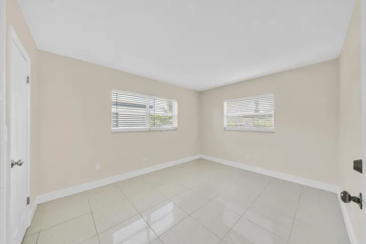 5 Primary Bedroom Suite A (1)