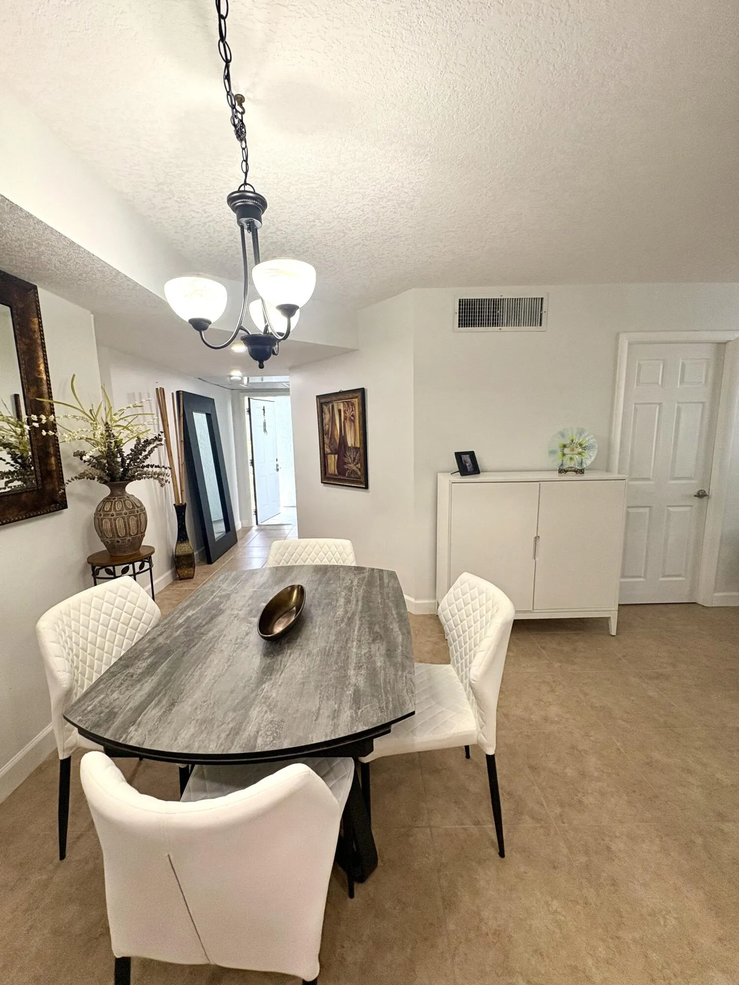 Dining Area 3