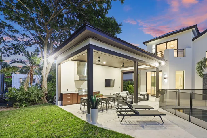 23 Coconut Ln - 123.jpg-SMALL