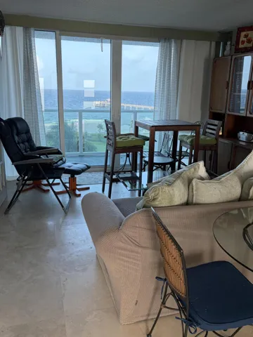 living room - ocean