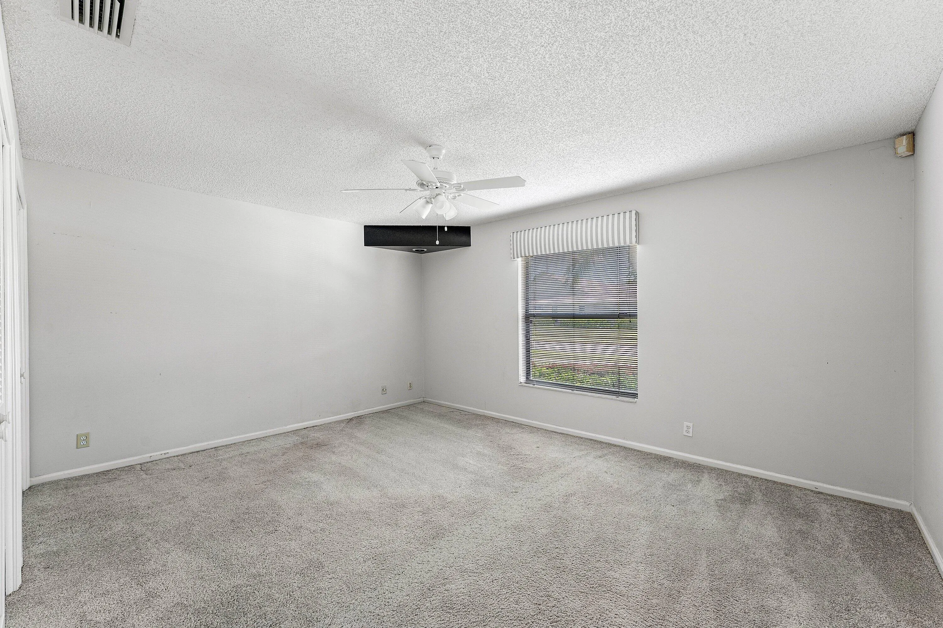 025-10775BocaWoodsLane-BocaRaton-FL-3342